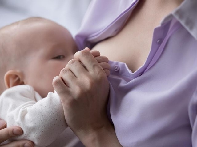 Intervención logopédica en la alimentación y succión en neonatos 