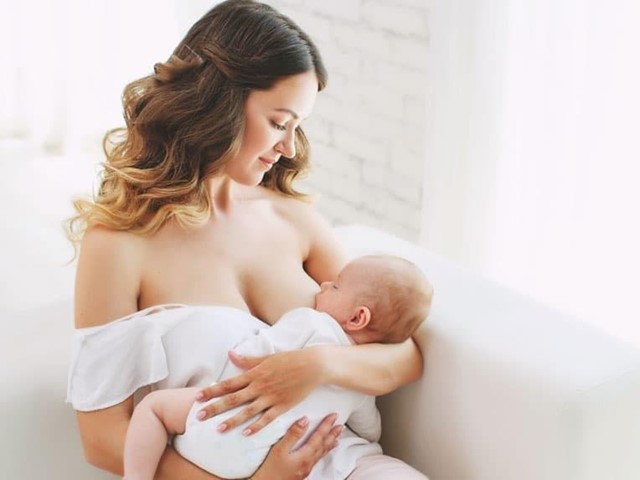 Los beneficios de la lactancia materna para la salud bucodental y el habla de los bebés: consejos y recomendaciones